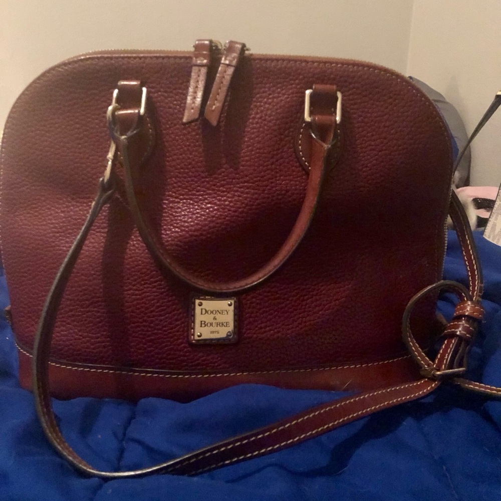 Gently used AUTHENTIC Dooley & Bourke bag!